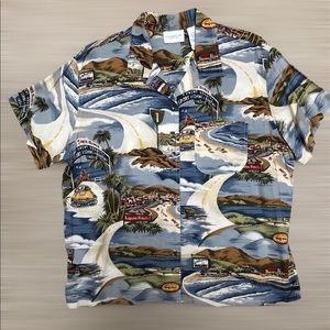 Southern California beach themed Camp Shirt-Iconic NWOT